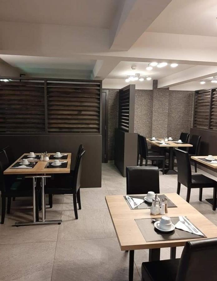 Hotel Saint Daniel Peruwelz Luaran gambar