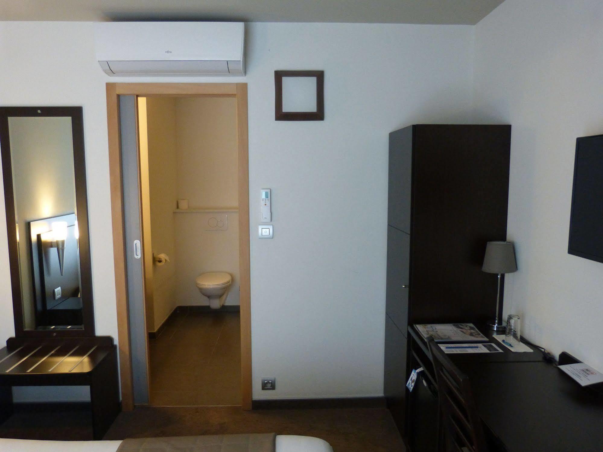 Hotel Saint Daniel Peruwelz Luaran gambar