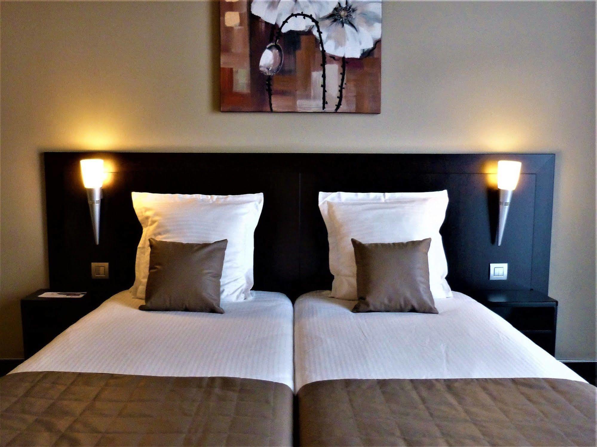 Hotel Saint Daniel Peruwelz Luaran gambar