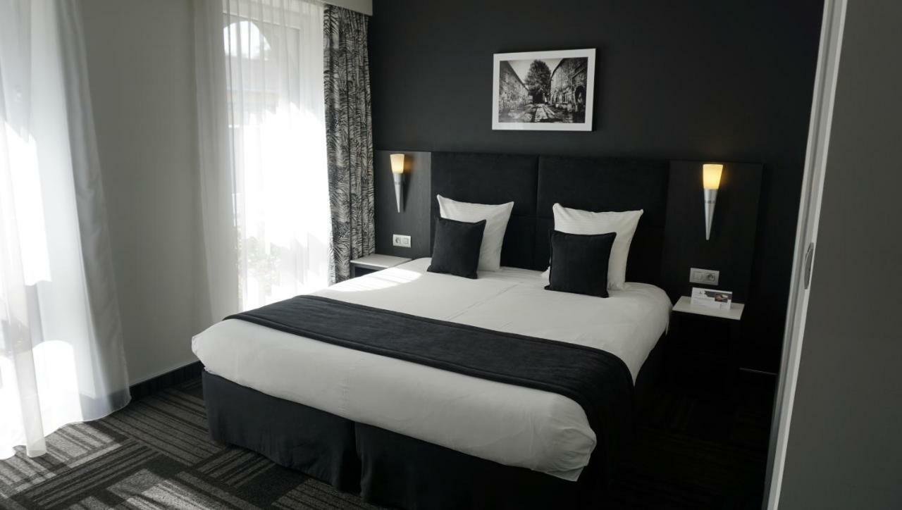 Hotel Saint Daniel Peruwelz Luaran gambar